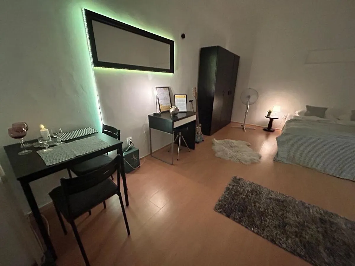 Whynotapartment Budapest Hungary
